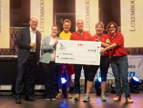 Remise de chèque - Luxembourg Times BusinessRun 2025