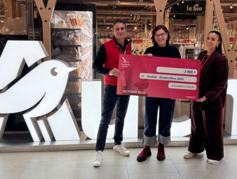 Remise de chèque - Auchan Cloche d'Or - Octobre Rose 2025